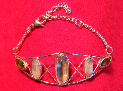 Peridot, moonstone and rock crystal bracelet