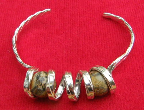 Rhyolite ball bracelet