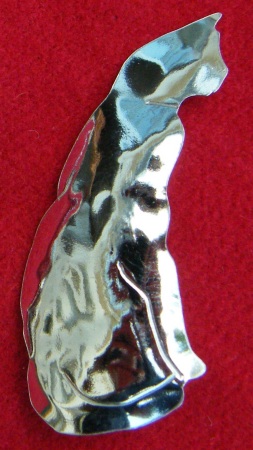 Silver cat brooch