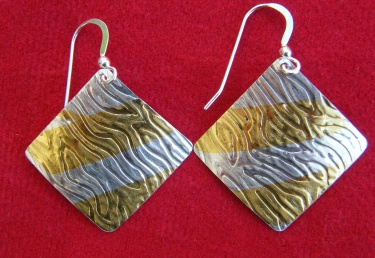 Square bark/gold earrings