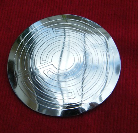 Labyrinth brooch