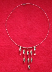 Twisted strip necklace