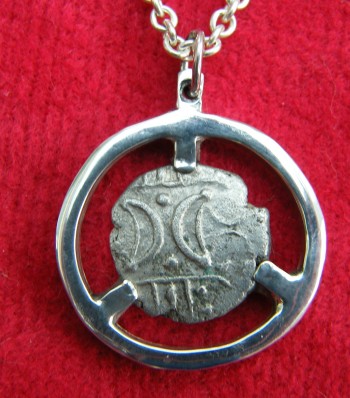 Mounted Roman coin pendant