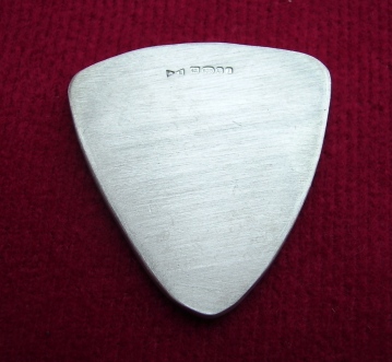 Standard plectrum