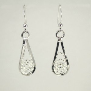 Filigree teardrop silver earrings