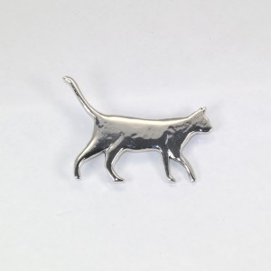 Silver cat brooch