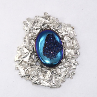 Fused silver pendant iwth blue window druzy