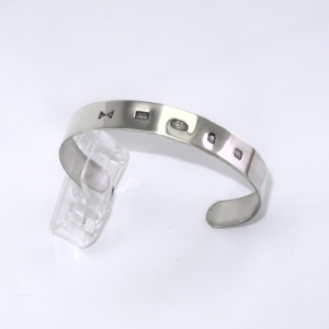 Sterling silver featured hallmark bracelet dated 2019