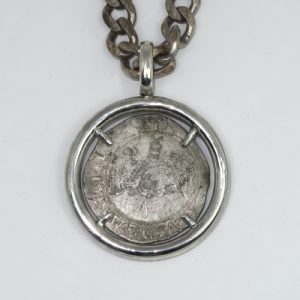SIlver coin mount for a silver shilling