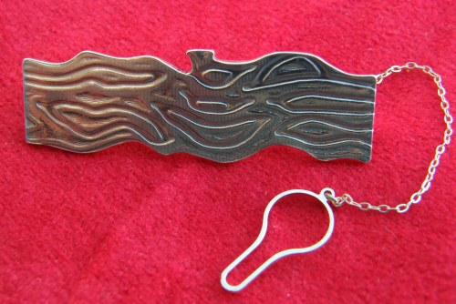 Tree tie clip