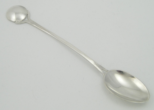 Spoon with round dome finial